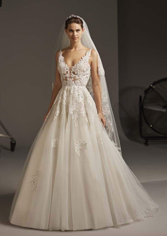 Robe de mariée Pronovias modèle ARIEL