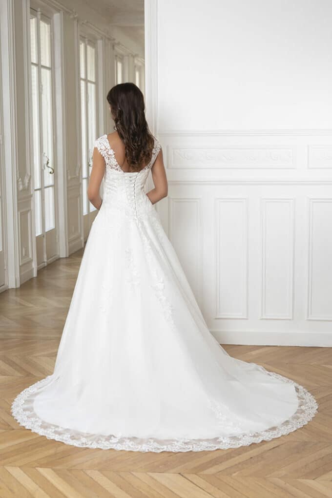 Robe de mariée 22418 Lovely