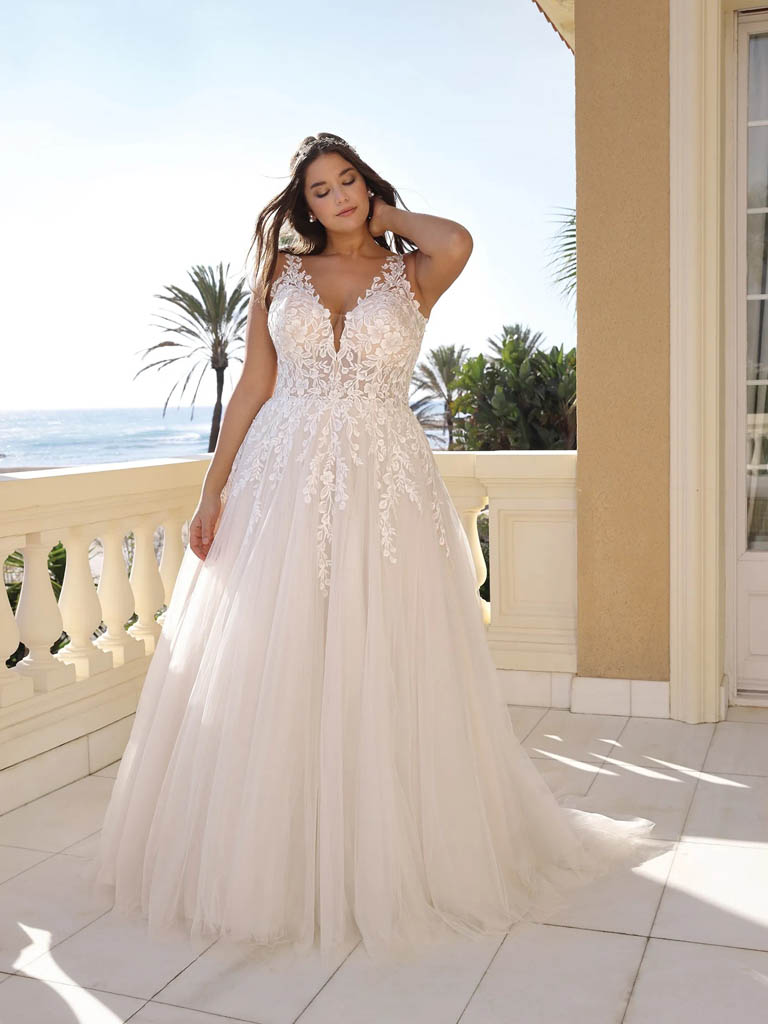 robe-de-mariee-pronovias-group-cathia-1