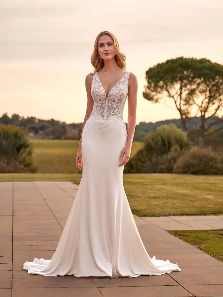Robe de mariée White One Mayagua - vue 1